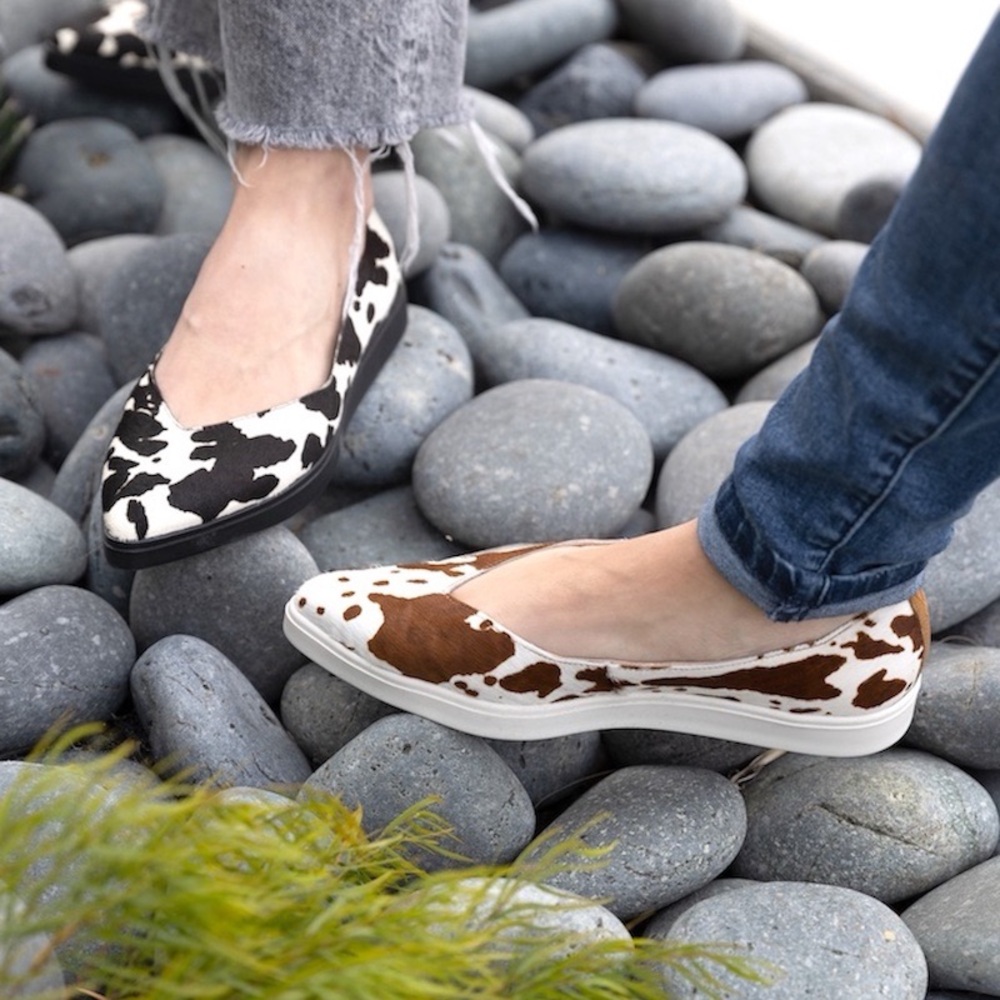 NWT. Wrapton, On Point Black ballet flats made with italian leather in Portugal